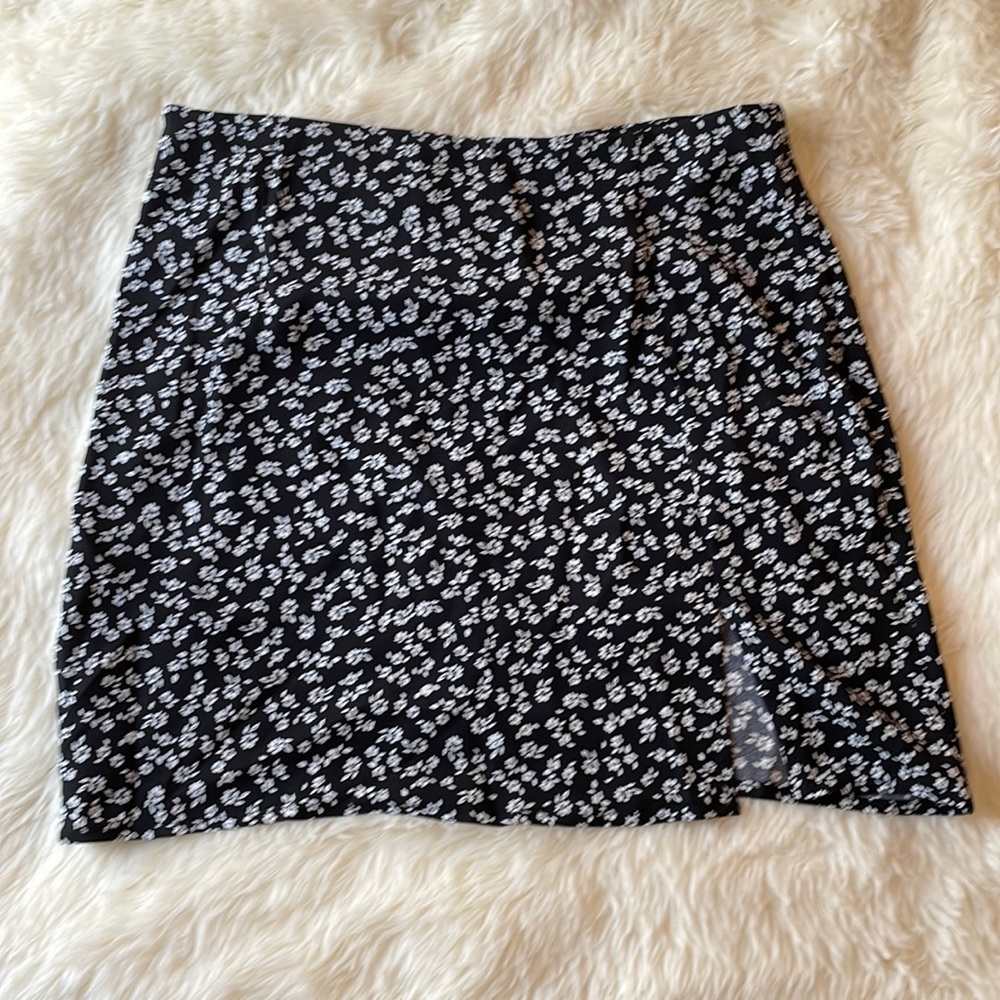 Black floral SHEIN shirt thigh length